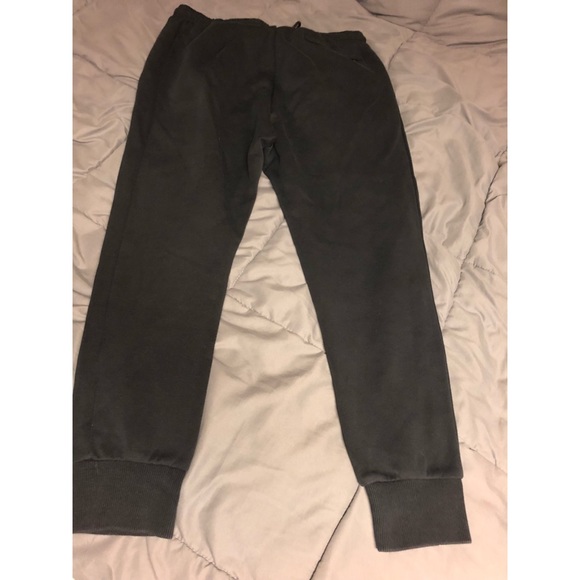 Puma Sweats - Picture 5 of 7